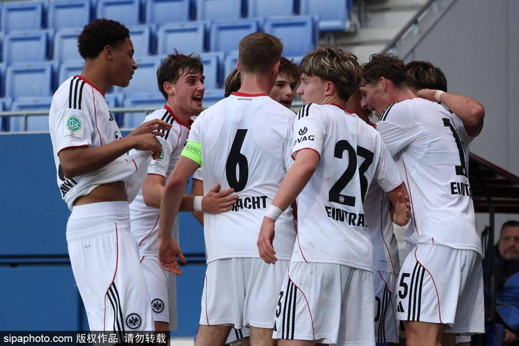 西甲女足第14轮前瞻：巴萨女足德比战迎战巴达洛纳 首发阵容大调整引关注