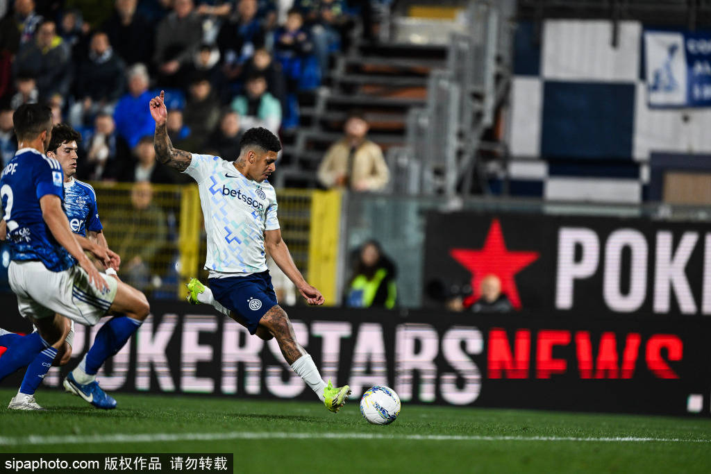 蓝黑军团荣耀在望：国际米兰何时能加冕意甲冠军？